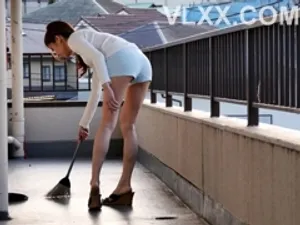 Con đĩ tuyệt vời nhất, thực sự là con đĩ! Em gái ngoan quá