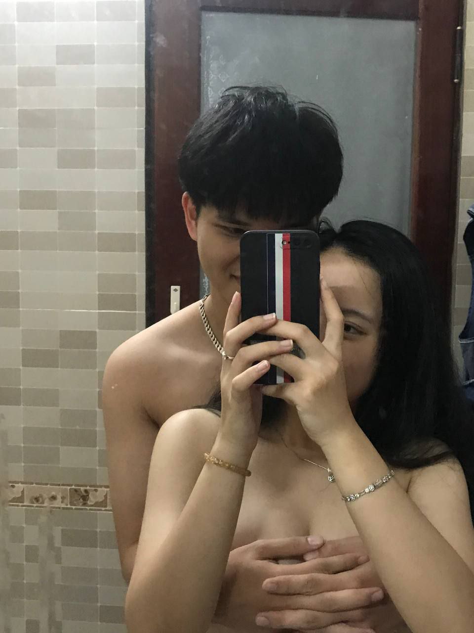 CHỊ DÂU DÂM ĐÃNG